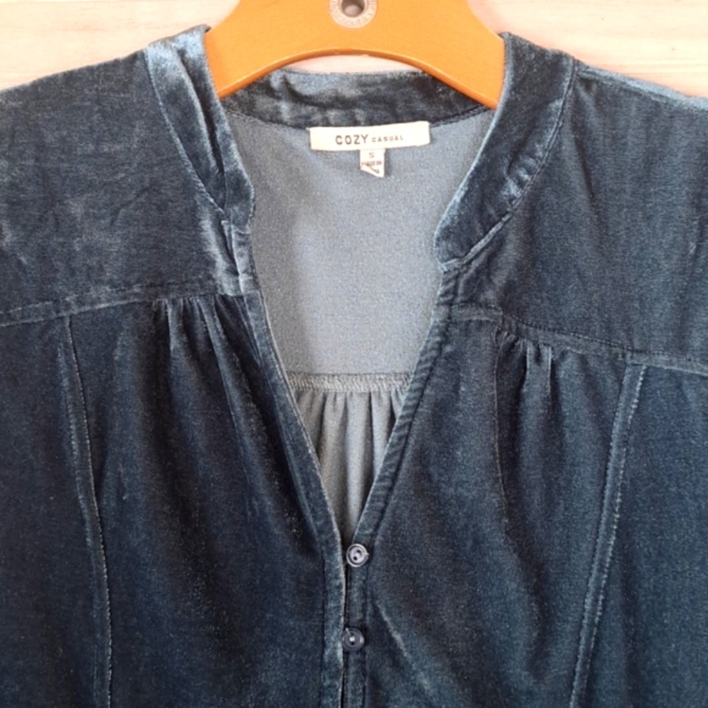 Cozy Casual Velvet Long Sleeve Button Front Pockets Dark Teal Relaxed Fit Dress - Picture 9 of 12
